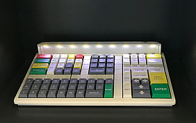 Beleuchtete MCI 128 Tastatur für Flughafen Tower